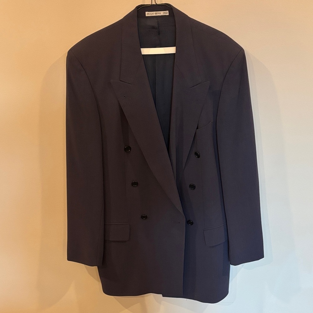 Hugo Boss Navy Double-Breasted Blazer with Black Buttons Men's 40L